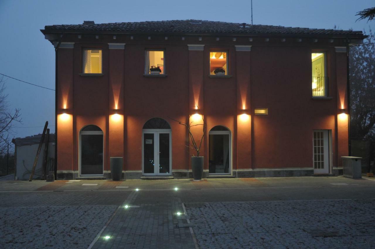 Fico Bologna 453 Bed & Breakfast Trebbo Di Reno Exterior foto
